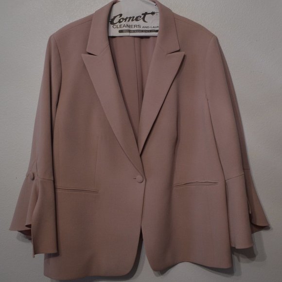 Tahari Jackets & Blazers - Blossom Pink Jacket with Pants